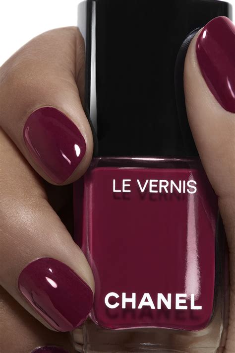 chanel vernis mythique|le vernis Chanel nail polish.